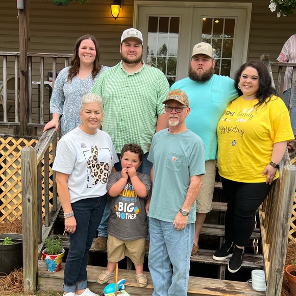 Meet your Posher, Gloria - Picture 5 of 15